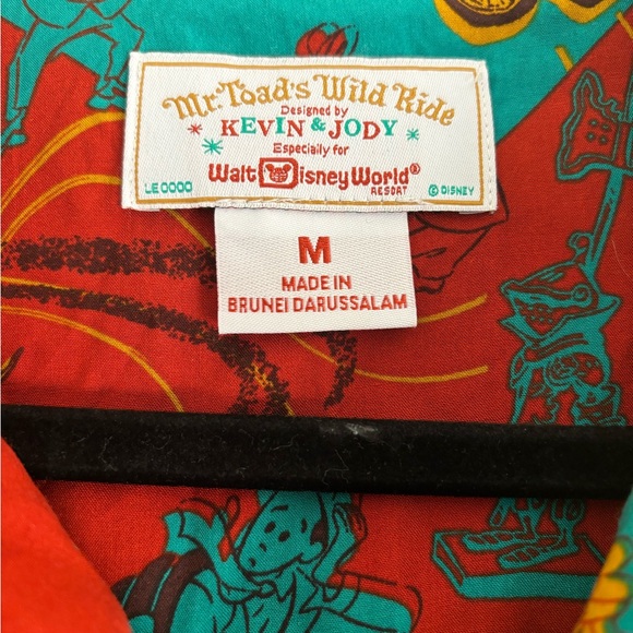 Mr. Toad's Wild Ride Kevin & Jody Button Up Shirt Disney Adult Medium WDW - Picture 2 of 3